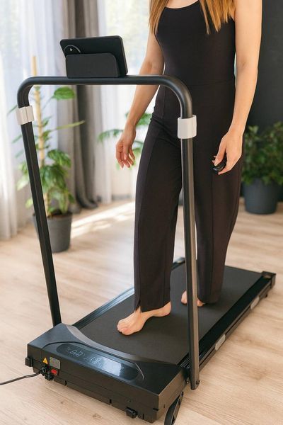 Домашня безшумна бігова доріжка Fitonix, 480 Вт, 10 км/год, з нахилом та пультом, складна W1209251 фото